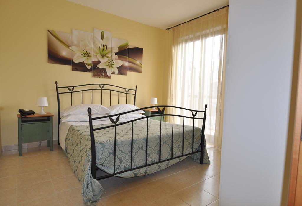 Ciao Hotel & Residence - Apartments Conversano Luaran gambar