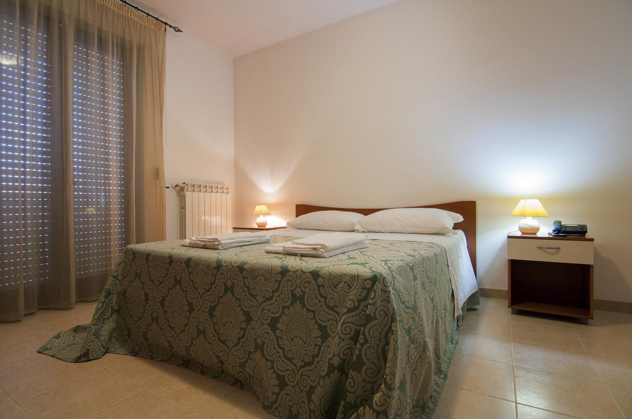 Ciao Hotel & Residence - Apartments Conversano Luaran gambar